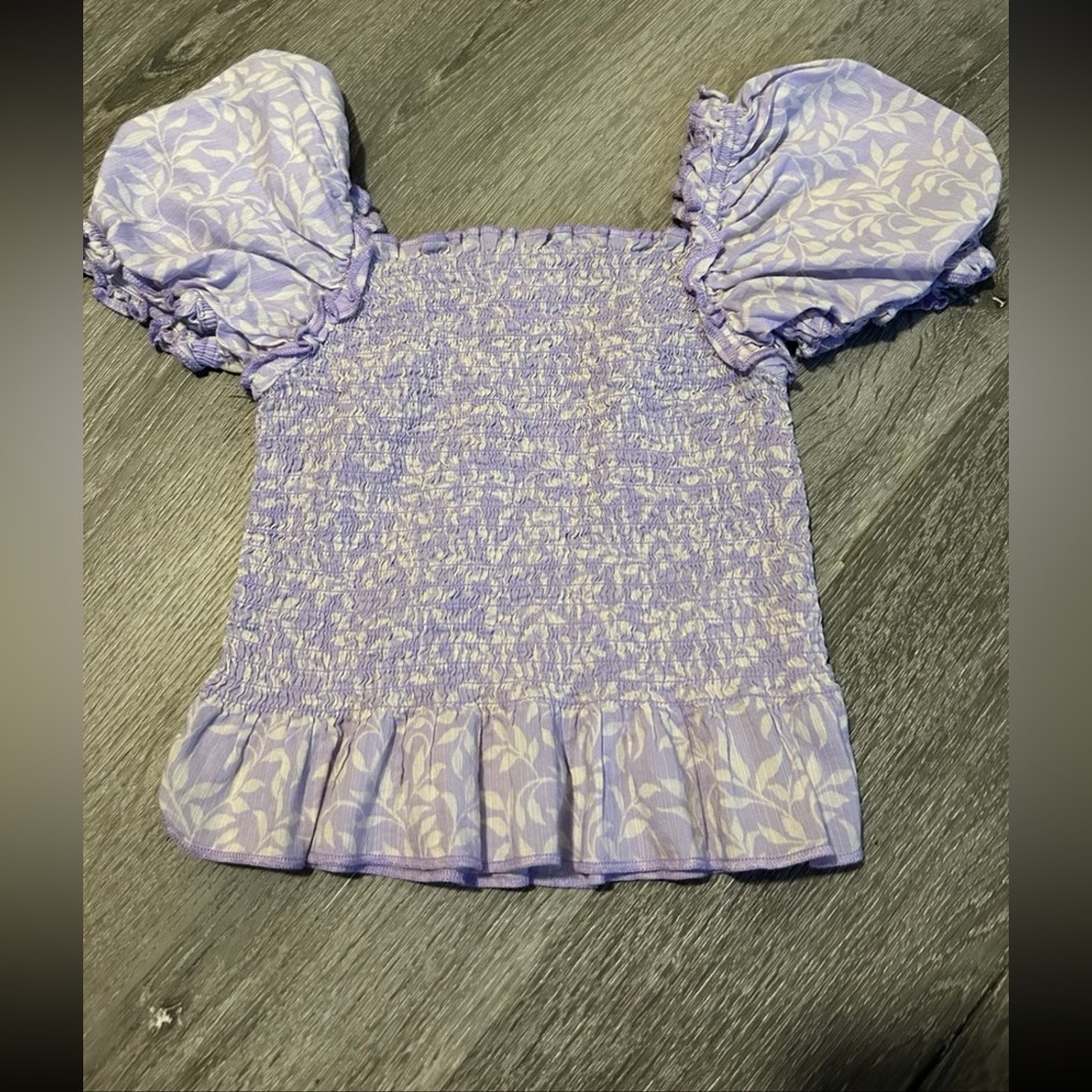 Medium Girl’s Shirts